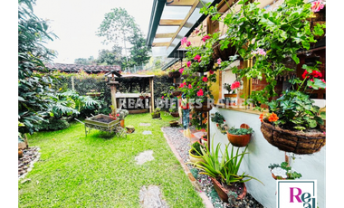 Hermosa Casa Unifamiliar con Amplios Espacios.