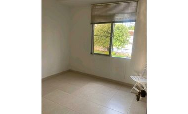Se vende casa en conjunto cerrado
