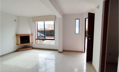 SE ARRIENDA HERMOSA CASA EN CHA CONJUNTO LAS QUINTAS DEL PARQUE