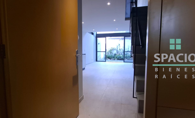 Renta departamento CON DOBLE ALTURA en Escandón