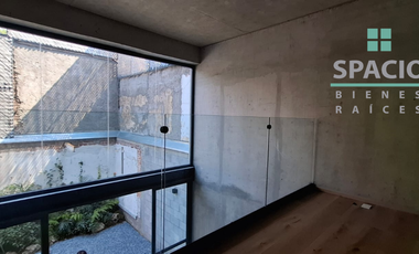 Renta departamento CON DOBLE ALTURA en Escandón