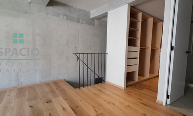Renta departamento CON DOBLE ALTURA en Escandón