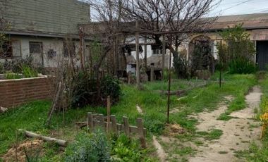 Terreno de 695 m2 en Belloto Centro.