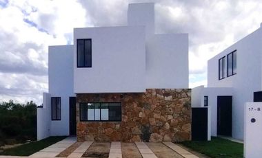 Casa Cuarzo en Venta en Privada Tágora, Conkal