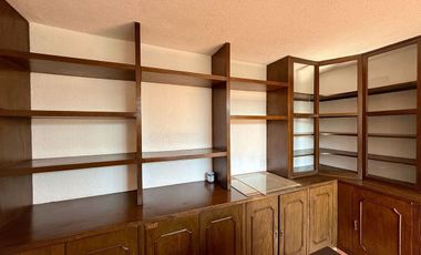 Casa en Venta en Xochimilco Jardines del Sur 3 Recámaras 3 Estacionamientos Serv
