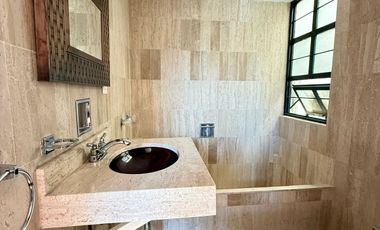 Casa en Venta en Xochimilco Jardines del Sur 3 Recámaras 3 Estacionamientos Serv
