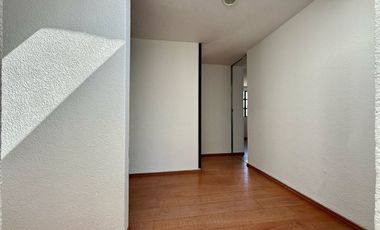 Casa en Venta en Xochimilco Jardines del Sur 3 Recámaras 3 Estacionamientos Serv