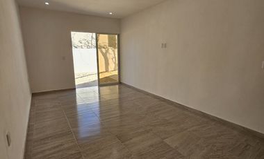 Una planta| dentro de privada | preventa a 5 meses