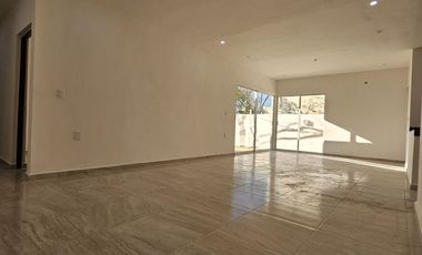 Una planta| dentro de privada | preventa a 5 meses