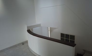 APARTAESTUDIO EN ARRIENDO EN LOS ROSALES/MANIZALES