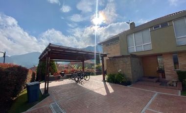 CASA EN VENTA CLUB HOUSE, MACADAMIA, LA CALERA