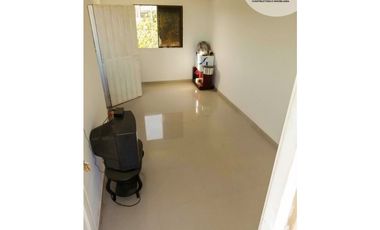 EN VENTA CASA | BARRIO LOS ALMENDROS