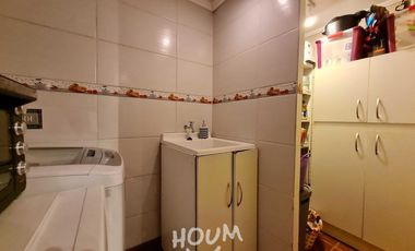 LINDA CASA, LLEGAR Y HABITAR FRENTE A PLAZA MUY FAMILIAR