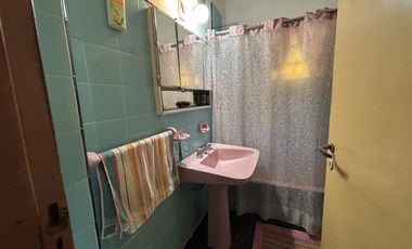 Oportunidad!Casa a reciclar en la mejor zona del Golf