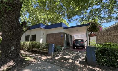 Oportunidad!Casa a reciclar en la mejor zona del Golf