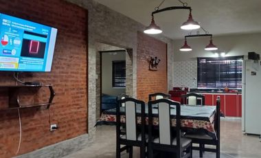 Casa Quinta en La Plata - Pileta y Parrilla, 2 Dormitorios