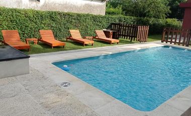 Casa Quinta en La Plata - Pileta y Parrilla, 2 Dormitorios