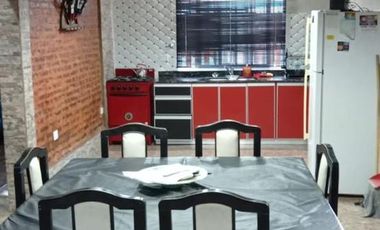 Casa Quinta en La Plata - Pileta y Parrilla, 2 Dormitorios