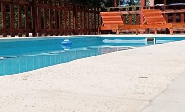 Casa Quinta en La Plata - Pileta y Parrilla, 2 Dormitorios