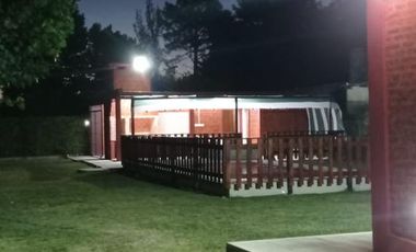 Casa Quinta en La Plata - Pileta y Parrilla, 2 Dormitorios