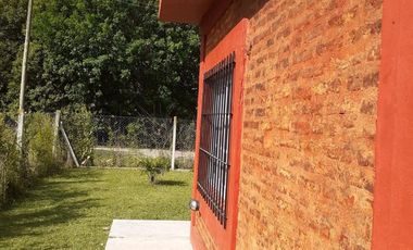 Casa Quinta en La Plata - Pileta y Parrilla, 2 Dormitorios