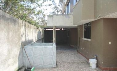 CASA EN VENTA CAMINO PÚBLICO SECTOR  COCHALÓ CALLATE, PÍLLARO, TUNGURAHUA