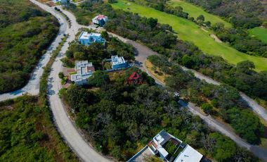 Terreno en Venta en El Río Country Club , El Arenal , Jal