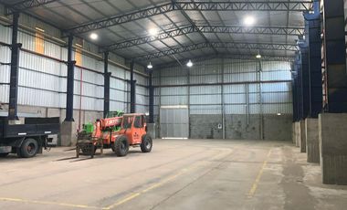 Depósito en Alquiler de 2000 m2 en Benavidez