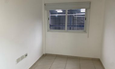 Depósito en Alquiler de 2000 m2 en Benavidez