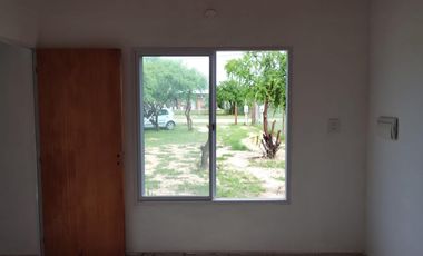 Quinta a estrenar en loteo Lagos del Leyes