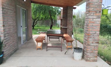 Quinta a estrenar en loteo Lagos del Leyes