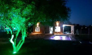 Quinta a estrenar en loteo Lagos del Leyes