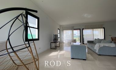 Casa  en venta 3 dormitorios lote inerno con pileta  Puertos Barrio Araucarias  5999