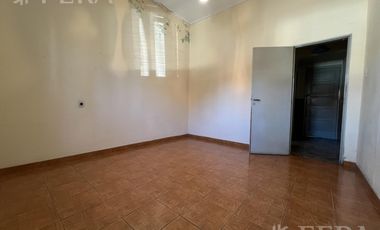Venta PH 2 ambientes con patio en Don Bosco