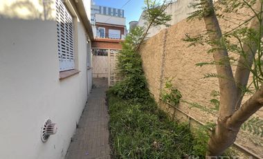 Venta PH 2 ambientes con patio en Don Bosco