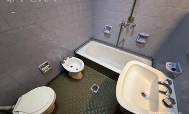 Venta PH 2 ambientes con patio en Don Bosco
