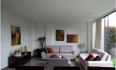 Casa en venta en Chía - Conjunto cerrado pequeño