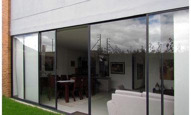 Casa en venta en Chía - Conjunto cerrado pequeño