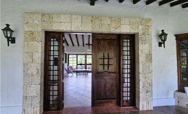 CASA FINCA EN ARRIENDO RIONEGRO ANTIOQUIA; SECTOR OJO DE AGUA