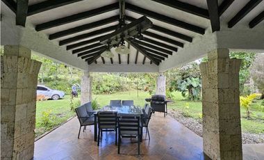 CASA FINCA EN ARRIENDO RIONEGRO ANTIOQUIA; SECTOR OJO DE AGUA