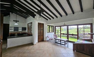 CASA FINCA EN ARRIENDO RIONEGRO ANTIOQUIA; SECTOR OJO DE AGUA
