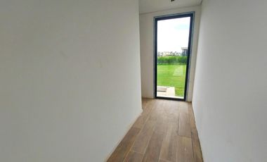 Casa en venta - 4 Dormitorios 3 Baños - 850Mts2 - El Naudir