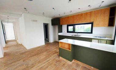 Casa en venta - 4 Dormitorios 3 Baños - 850Mts2 - El Naudir