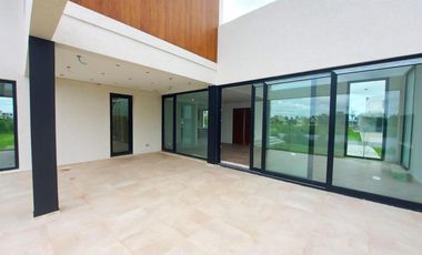 Casa en venta - 4 Dormitorios 3 Baños - 850Mts2 - El Naudir