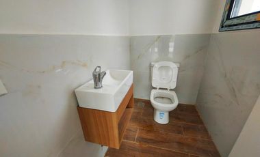 Casa en venta - 4 Dormitorios 3 Baños - 850Mts2 - El Naudir