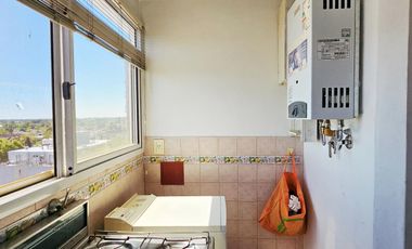 Departamento en venta San Fernando tres ambientes cochera piso alto