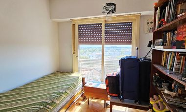 Departamento en venta San Fernando tres ambientes cochera piso alto
