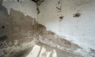 Alquiler de casa de 3 ambientes con cochera en Lanus