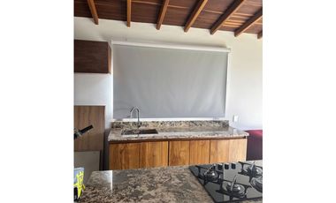 Se vende finca en La Ceja con dos casas