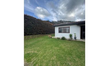 Se vende finca en La Ceja con dos casas
